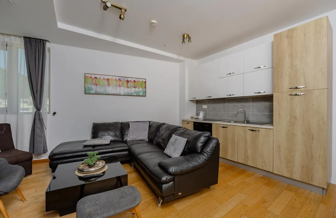 City Apartments 2-1