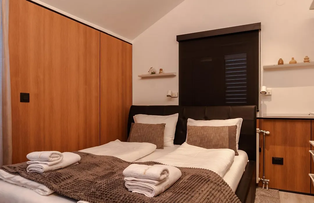 Villa Dragana With Heading Swimming Pool And Parking-1