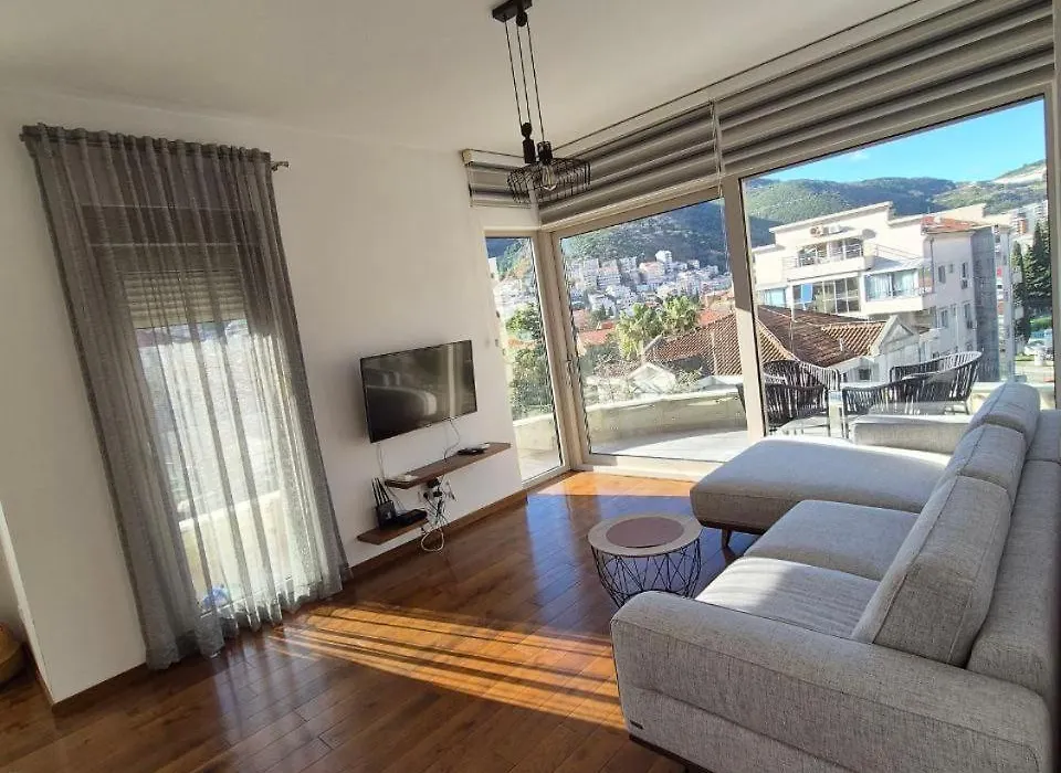 Lagoon Apartments-1
