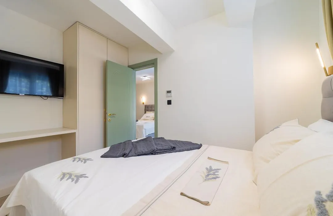 Klaris Guest House-1
