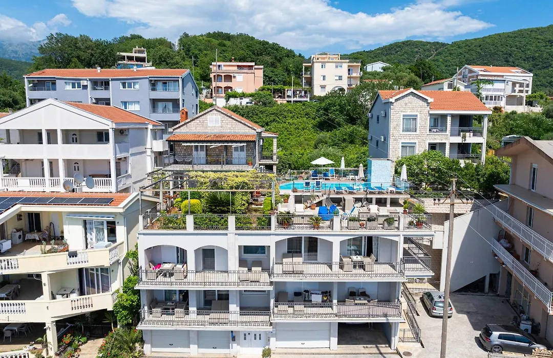 Apartments Horizont-1