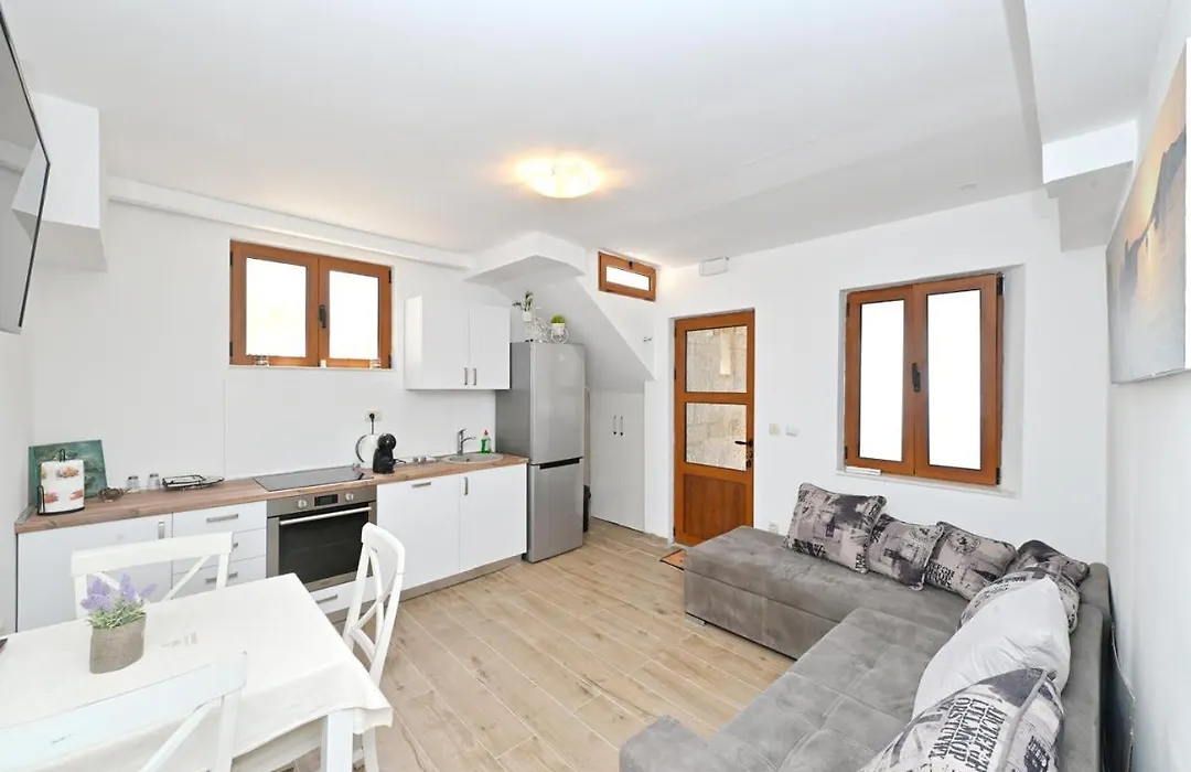 Apartmani Prova-1