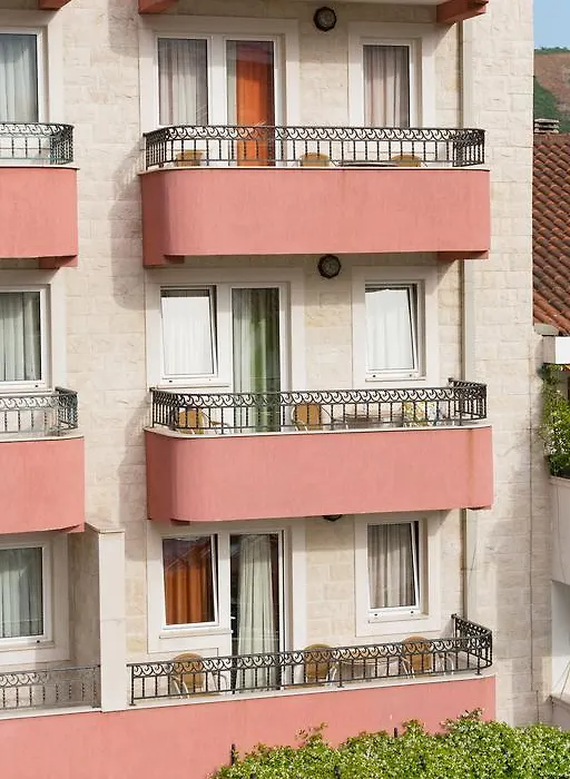 Apartments Ivona-1