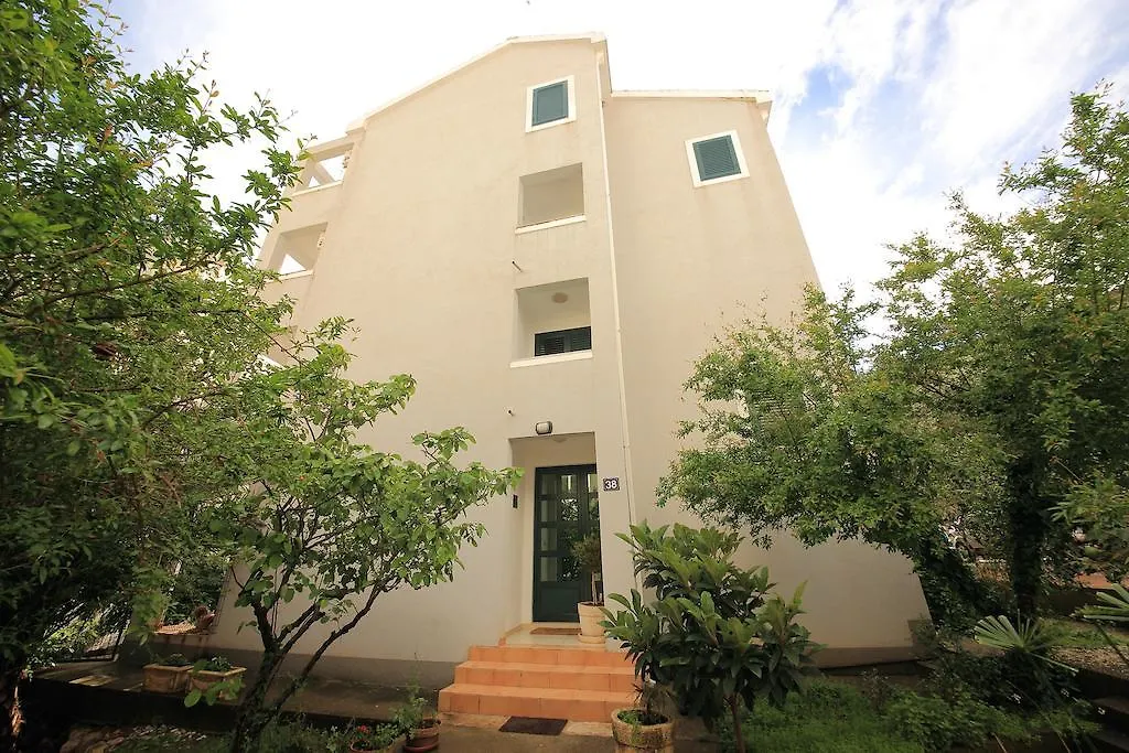 Guest house Zenović-1