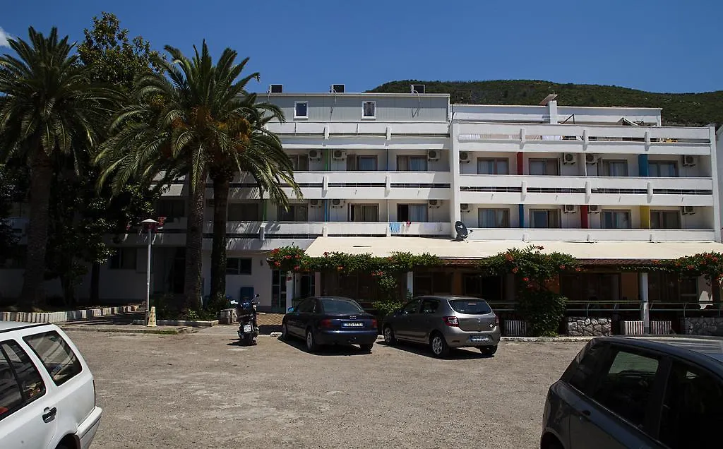 Hotel Bip-1