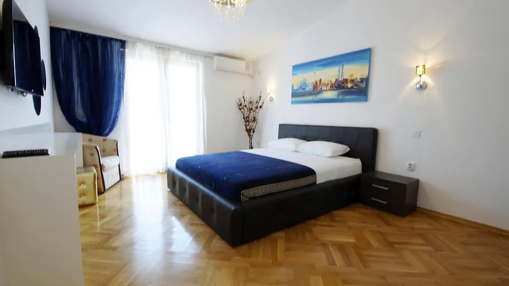 Apartments Mikovic-1