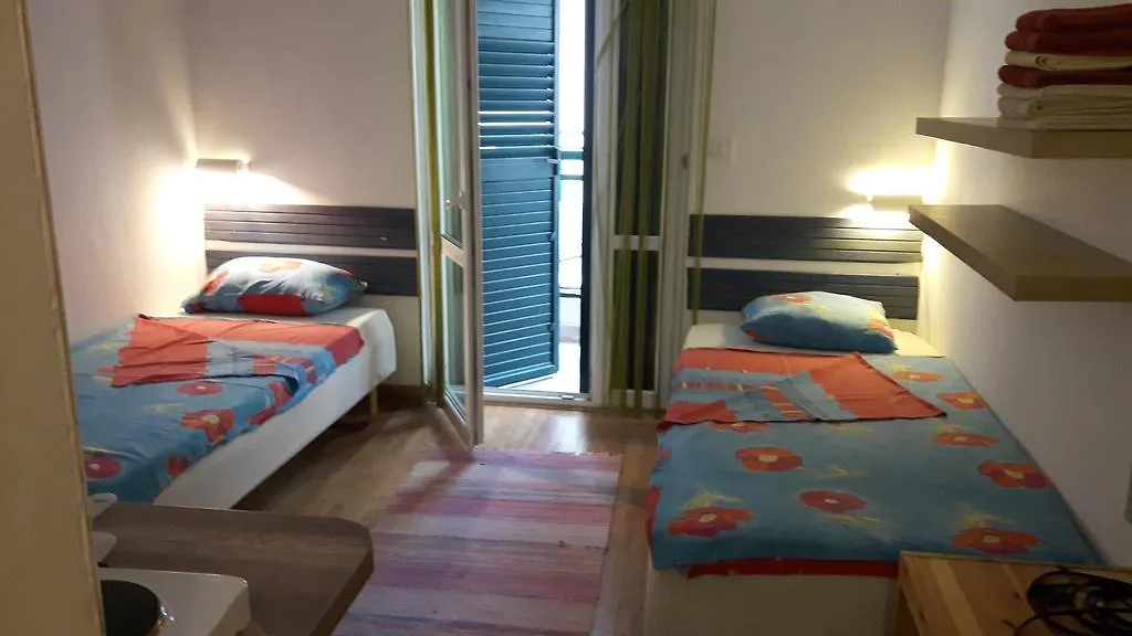 Apartments Paradiso-1