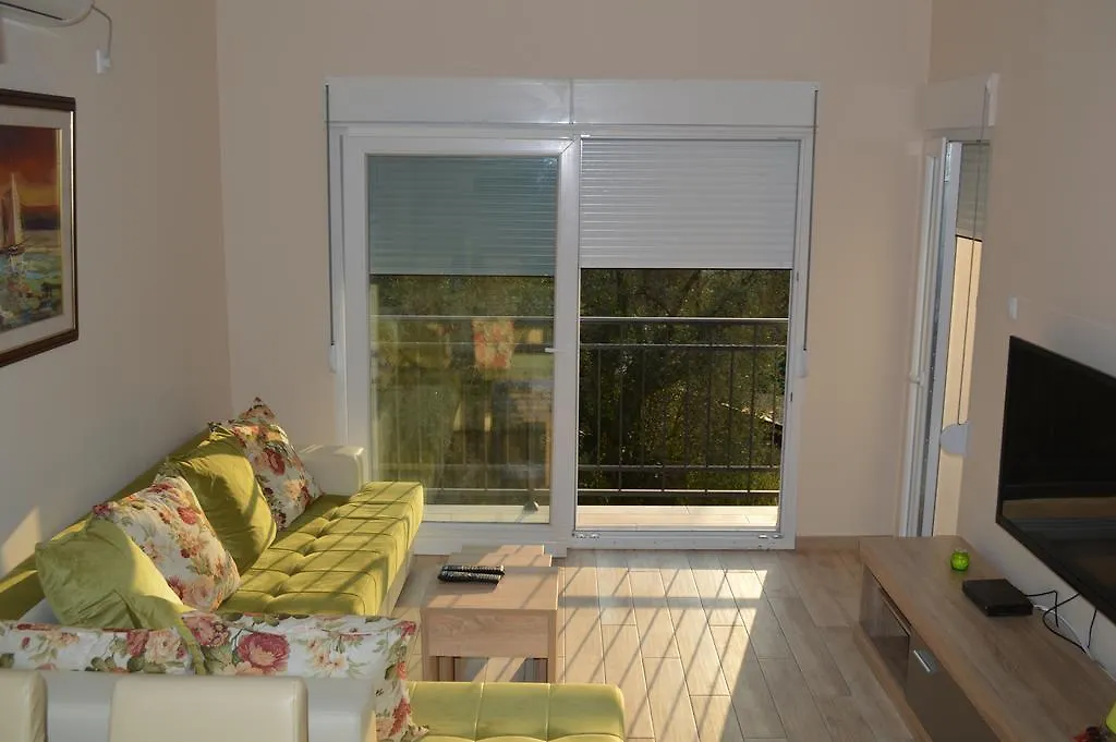 Apartments Mm-1