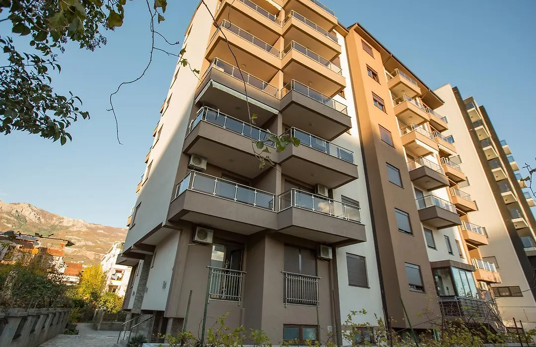 Apartment lora-1
