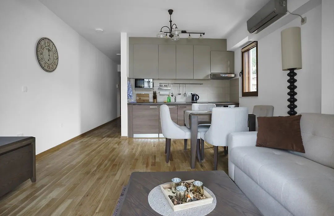 Apartments Lora Jadranskij Put-1