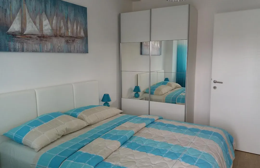 Apolonia Lux Apartment-1