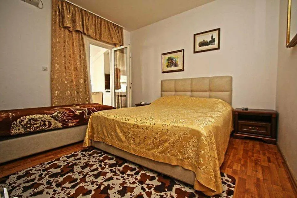 Apartmani Irena-1