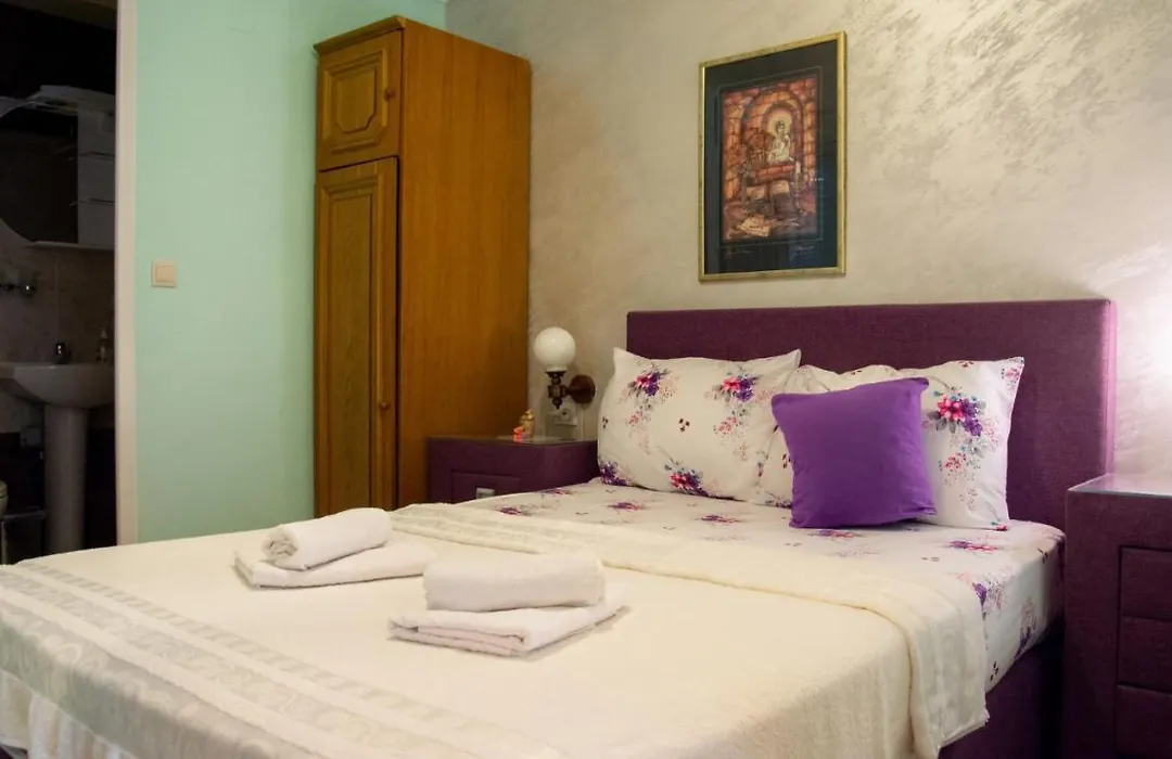 Apartments Ivona-1