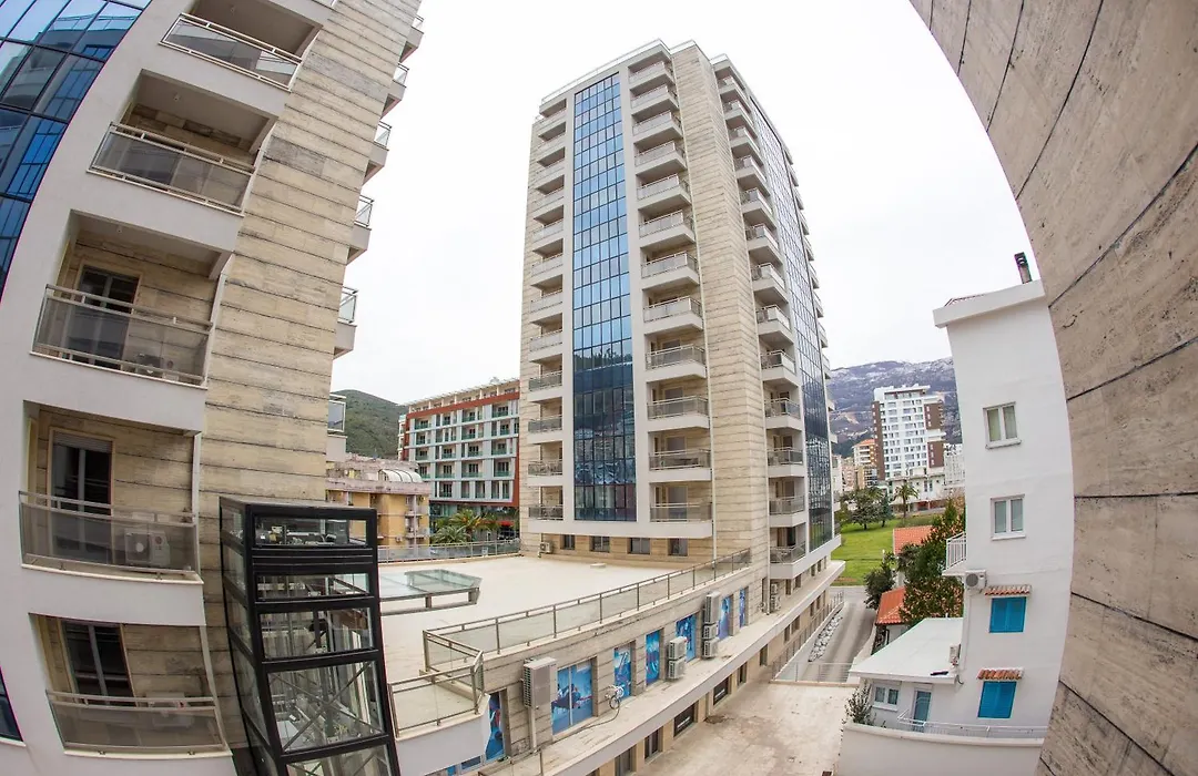 Central Budva Apartment C15-1