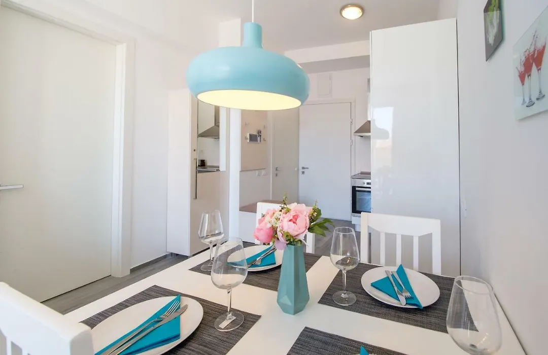 Apart Sky Residence With Sea View In Delmar-1