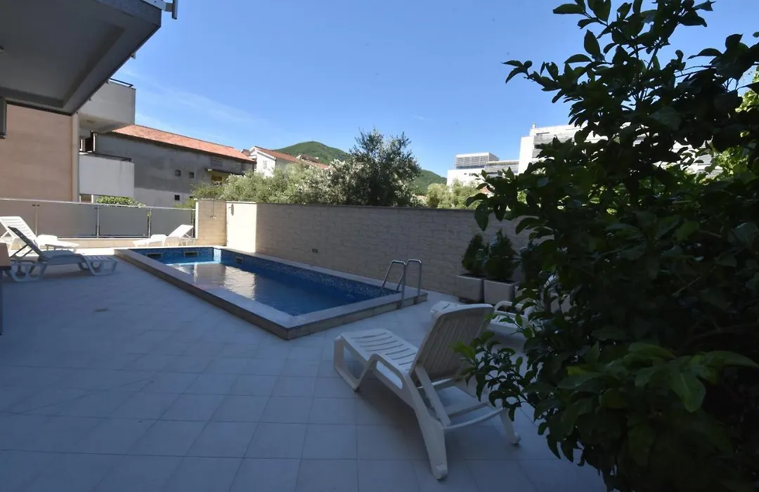 Markovic Apartmani-1