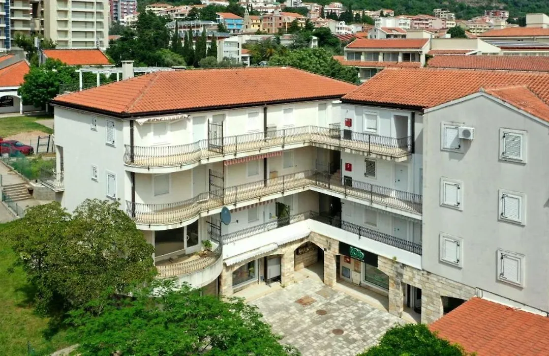 Family Beachfront Apartment-1