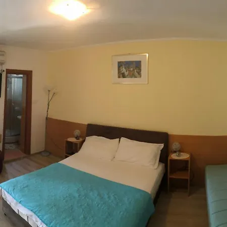 Apartments Sveti Stefan Mne-2