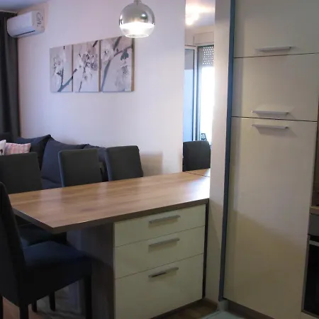 Apartments B&S Lux-2