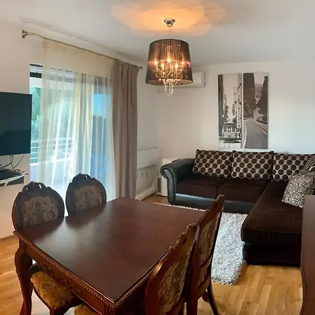 Moonlight Apartment Petrovac-2