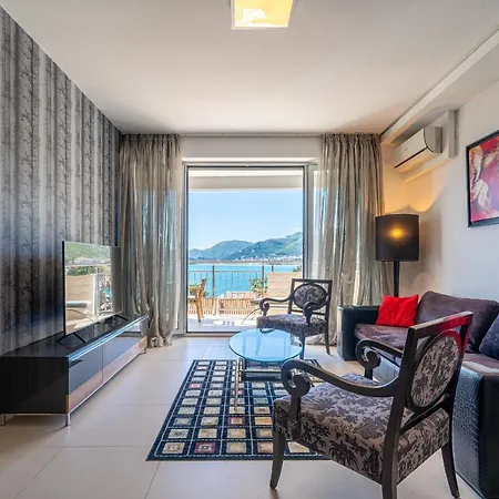 Apt "Sweet Memories" Sea View With Garage Parking-3