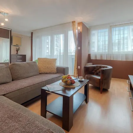 Maxim Family Apartment Budva-2