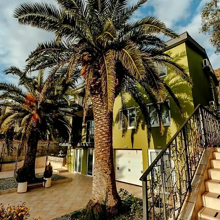 Olive Garden Apartment-2