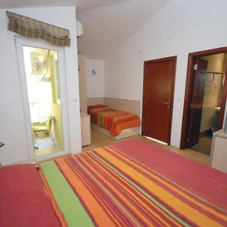 Bmv Room For 2-3 With Greenery View-3