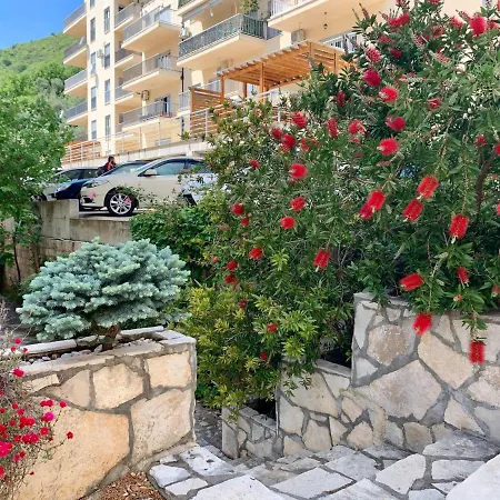 Holiday Apartments Petrovac-2