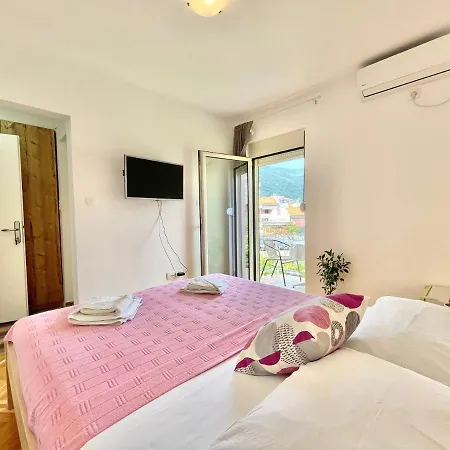Garden House Budva-2