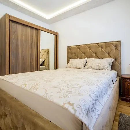 Budva Dream Apartment-2