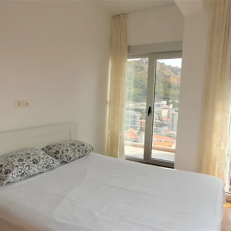 Wonderful Sea View One-Bedroom Apartment In Rafailovici By Cmm-2
