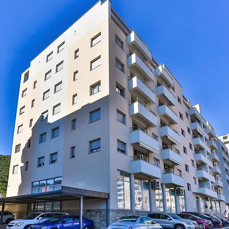 Lux Apartments Iva-3