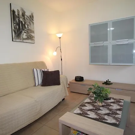 Blue Iris Apartment Becici-3