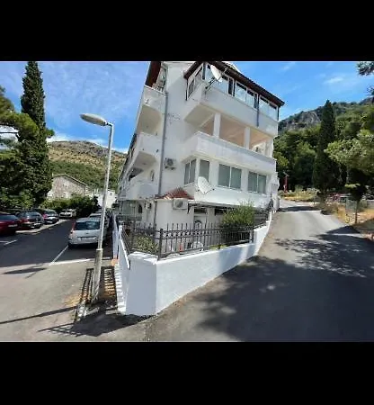 Apartments Sveti Stefan-Marko-2