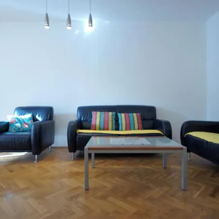 Mili Apartman-2