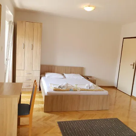 Apartment Senka-3
