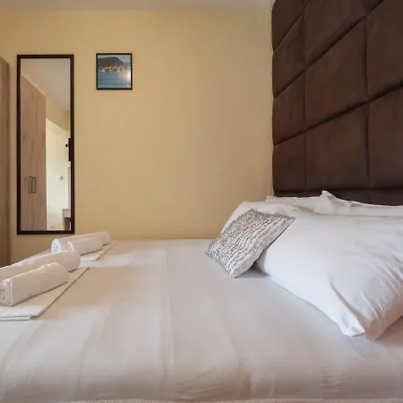 Apartments Horizont Budva-3
