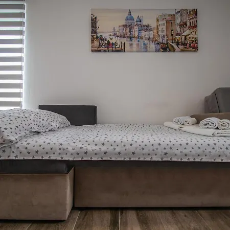 Studio Apartment Urke-2