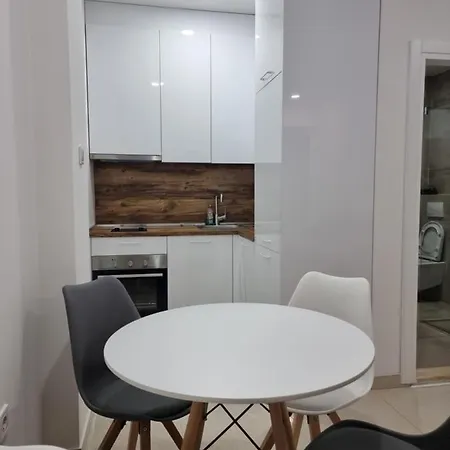 Apartmani Lena I Laki Budva-2