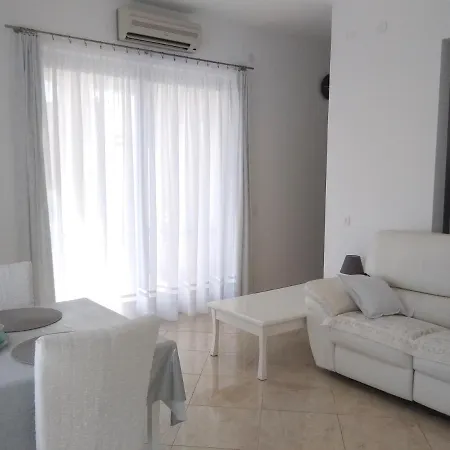 Petrovac - Lucice - 2026 - Prijevorac, Bb - Apartment - Oxana - Stan 1-3