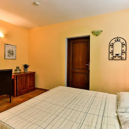 Damonte - Apartments And Rooms-2