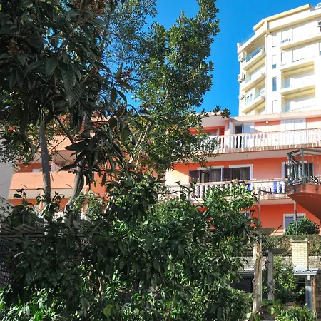 Apartments Orange-3