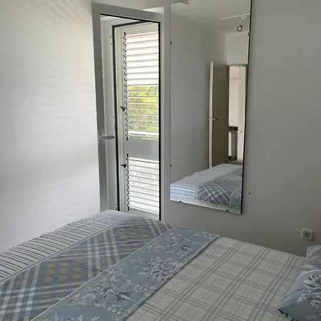 Sea View Apartment-3