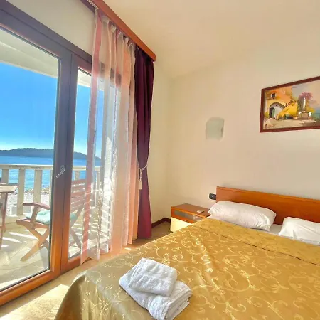 Sea View Apartments Rafailovici-3
