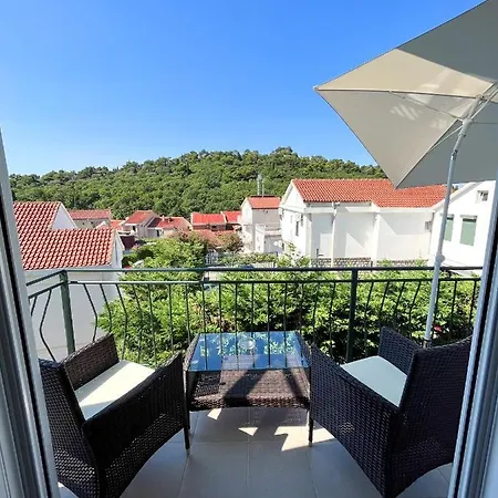 Andante Apartments In Petrovac, Montenegro-3