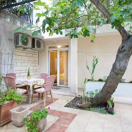 Splendid Apartments-2