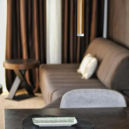 Emerald Apartment-2