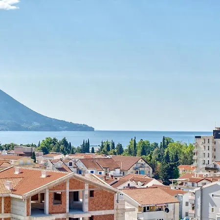 Apt "Budva" With Sea View And Garage Parking-3