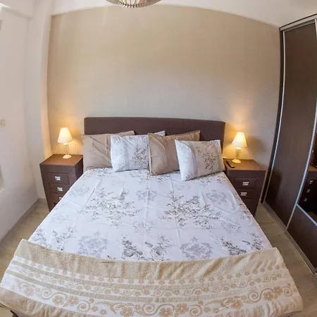 Lux Apartments Vaven-2